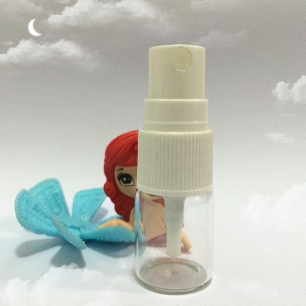 100 pcs/pack 5ml Clear /Brown Glass spray Bottles with white sprayer For Essential Oil